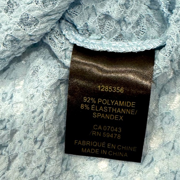 HOUSE OF HARLOW 1960 Blouse Short Sleeve Lightweight Semi-Sheer Blue NWT Small - Picture 6 of 7